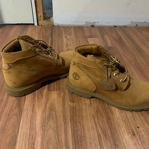 Low top timberland boots size 9